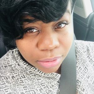 Meet your Posher, Natasha